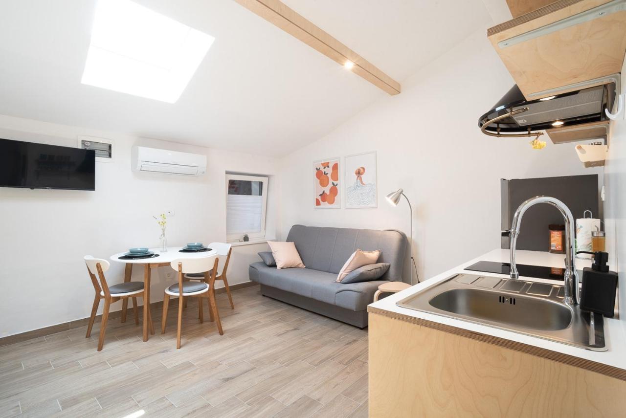 Apartment Nautilus, Nearby Svetilnik Izola